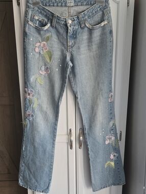 Guess Light Blue Denim  Low Rise , Wide-Leg Jeans with Pink Floral Embroidery